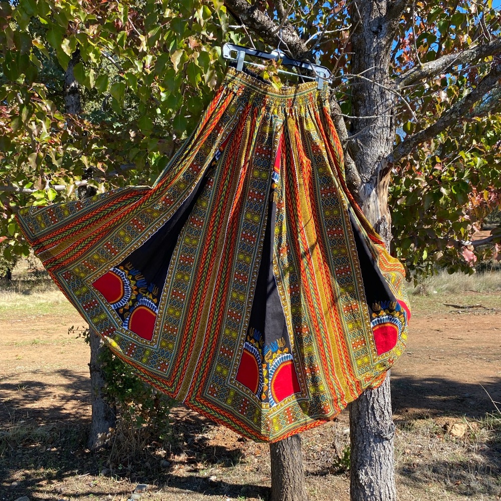 Vibrant Multicolor Full Circle Statement Skirt - Picture 2 of 13
